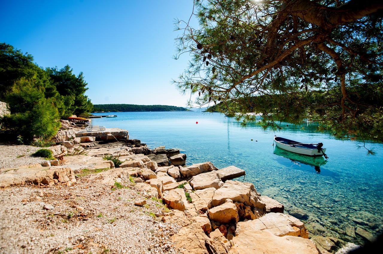 Luxury Villa Kate - In Lucice Bay With Turquoise Sea, Amazing Seaviews, And Heated Pool Милна Экстерьер фото